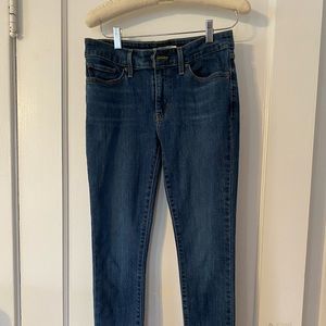Levi’s Classic Skinny Jeans